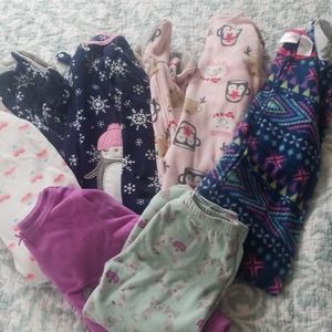 5 Pajamas - 4 footie pajamas, 1 top/pant set